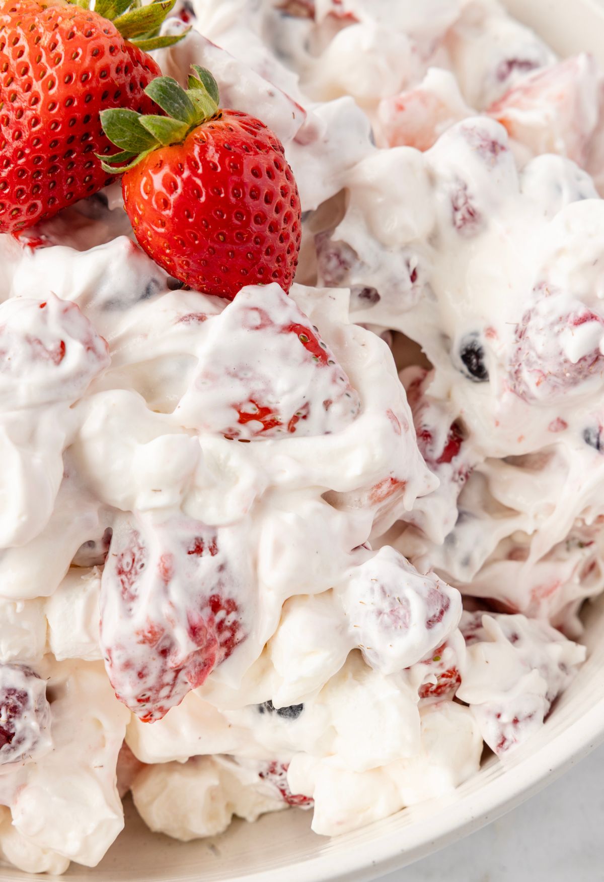 Homemade Berry Cheesecake Fruit Salad: Tips for a Fluffy, Creamy Texture